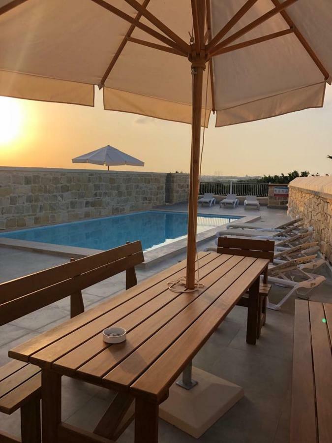Villa Chossie Żejtun Exteriér fotografie